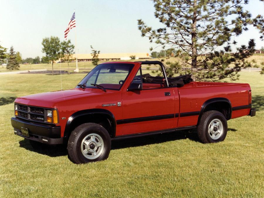  Dodge Dakota Convertible 1987 года  (фото 2 из 5)